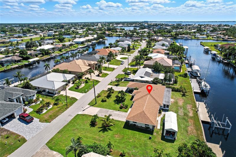 Image 39 of 42 For 133 Peckham St Se