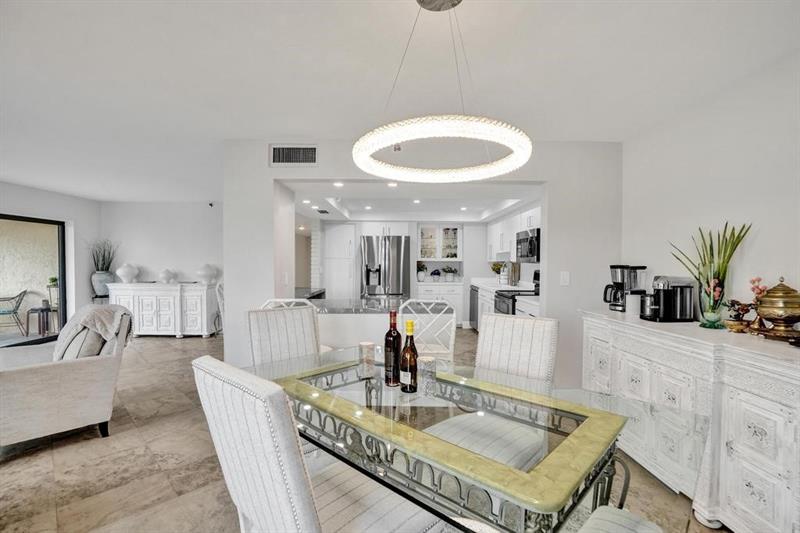 Image 22 of 64 For 501 Riverside Dr  203