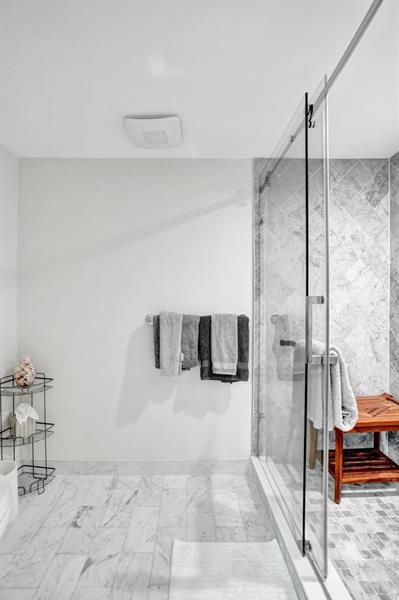 Image 39 of 64 For 501 Riverside Dr  203