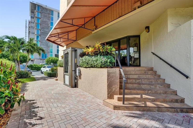 Image 46 of 64 For 501 Riverside Dr  203