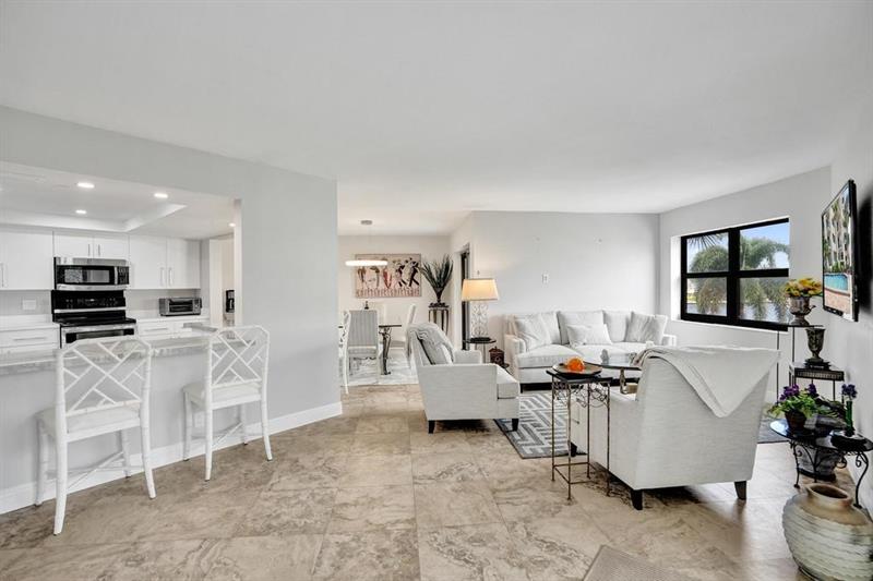 Image 9 of 64 For 501 Riverside Dr  203