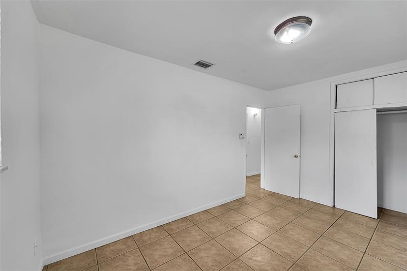 Image 11 of 16 For 2230 Havana Dr