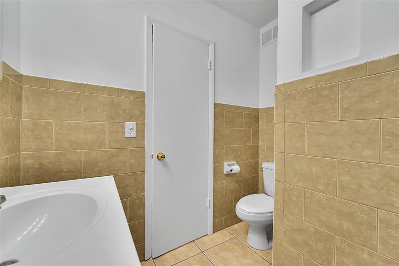 Image 15 of 16 For 2230 Havana Dr