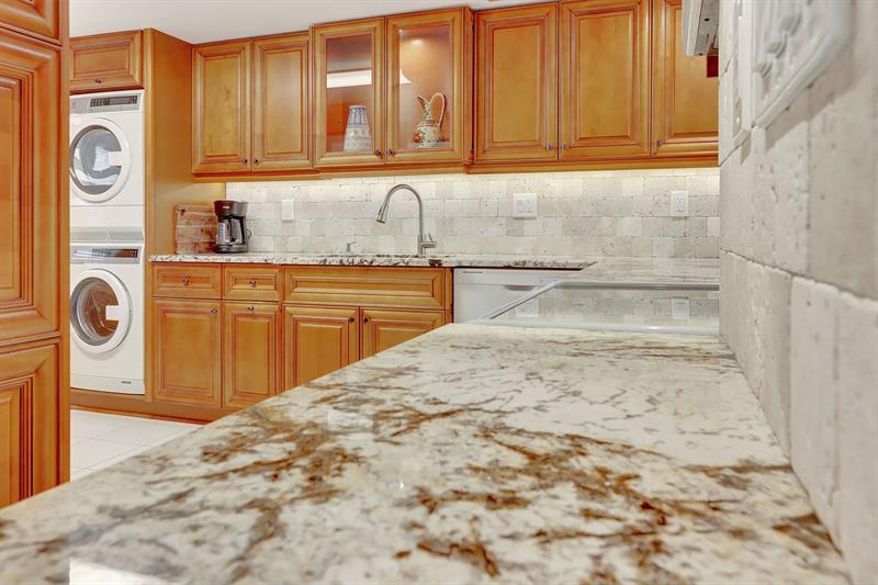 Image 11 of 21 For 2000 Ocean Dr  1104