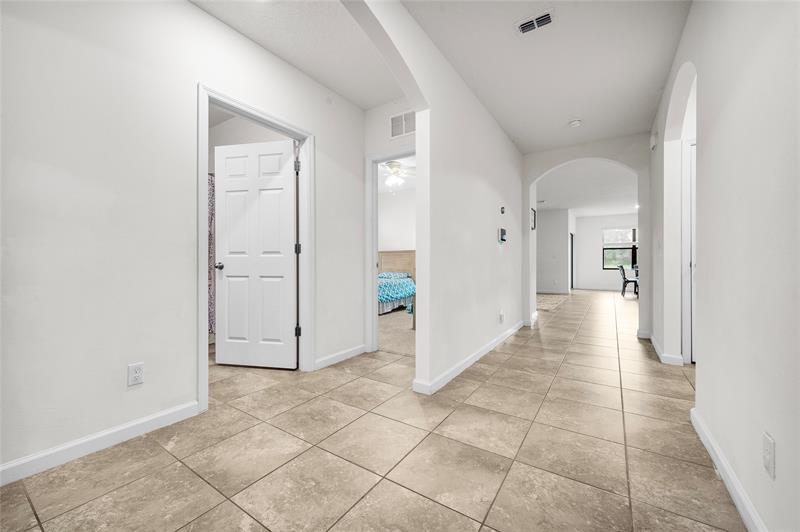 Image 4 of 22 For 6295 Regent St