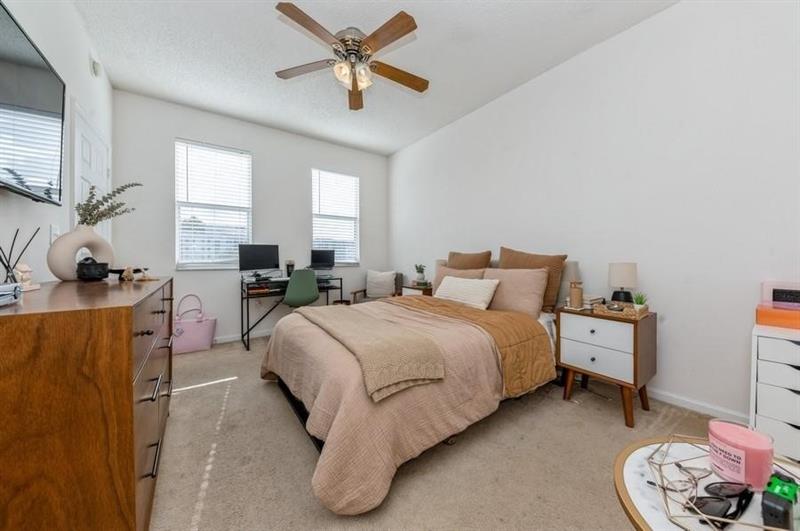 Image 14 of 20 For 533 3rd Ave  551