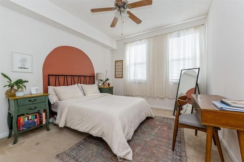 Image 16 of 20 For 533 3rd Ave  551