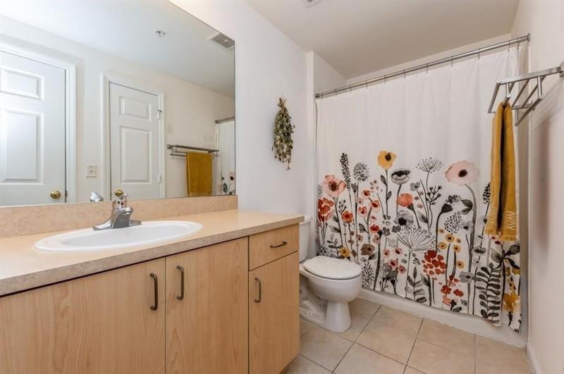 Image 17 of 20 For 533 3rd Ave  551