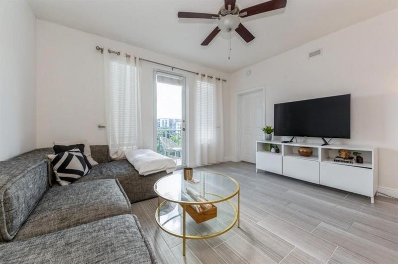 Image 3 of 20 For 533 3rd Ave  551