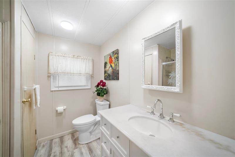 Image 16 of 32 For 5122 1st Ave