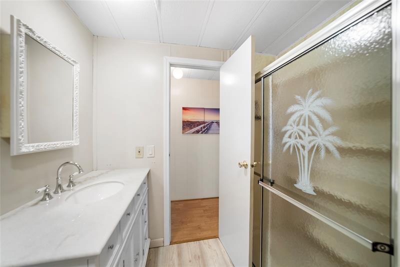 Image 17 of 32 For 5122 1st Ave