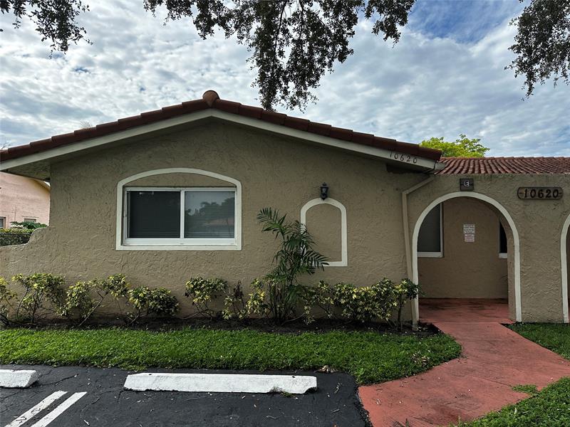 Details for 10620 37th St, Coral Springs, FL 33065