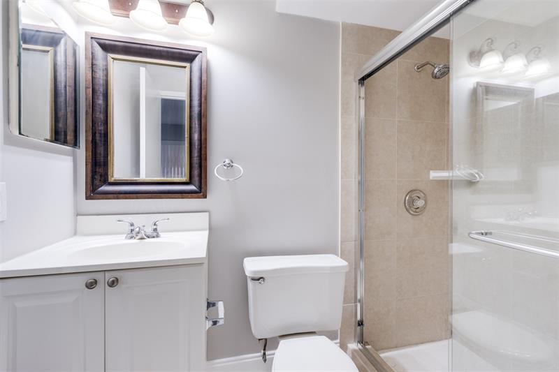 Image 16 of 33 For 346 Monaco H  346