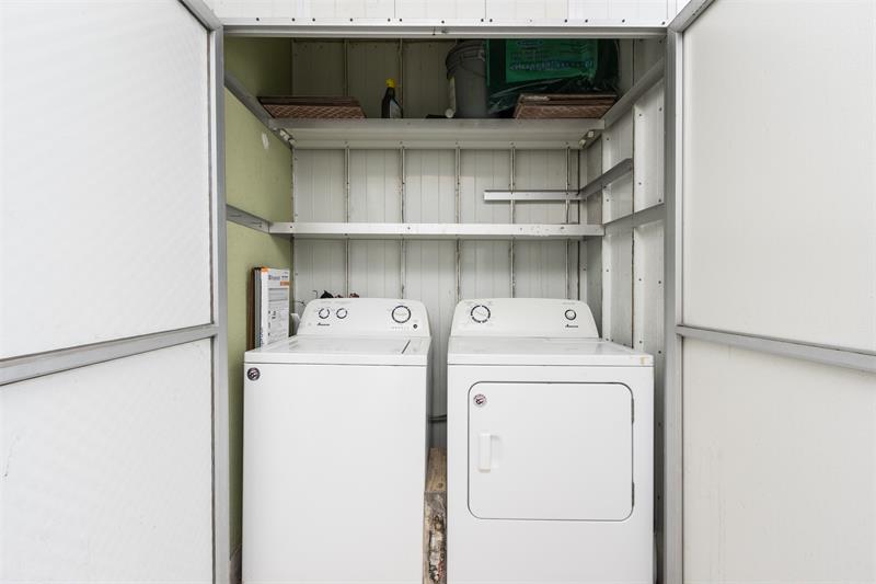 Image 19 of 33 For 346 Monaco H  346