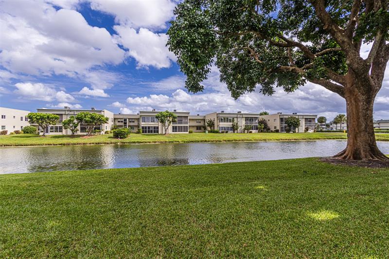 Image 26 of 33 For 346 Monaco H  346