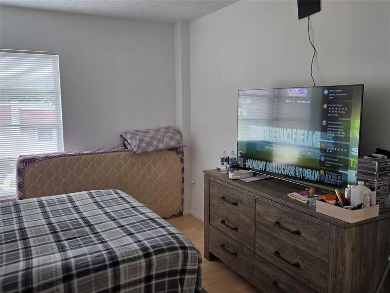 Image 7 of 22 For 4152 Inverrary Dr  310