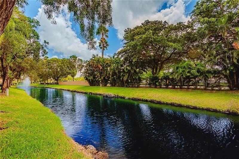 Image 8 of 44 For 9329 Sunrise Boulevard  9329