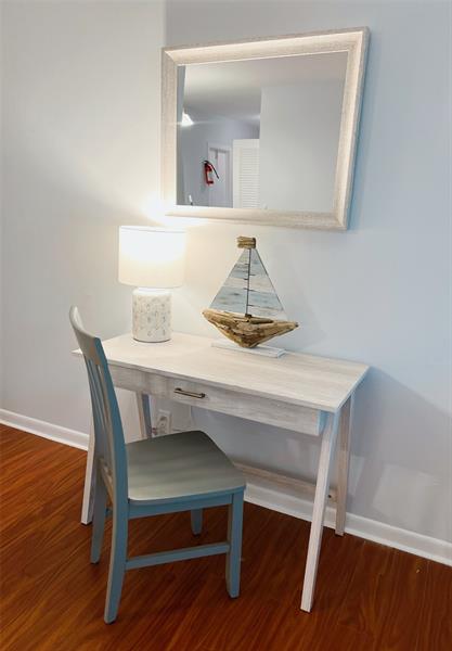 Image 19 of 30 For 2426 17th St  308a