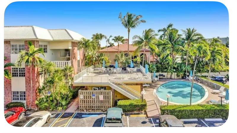 Image 27 of 30 For 2426 17th St  308a