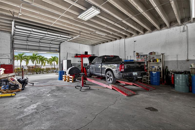 Image 12 of 26 For 1101 8th Ave