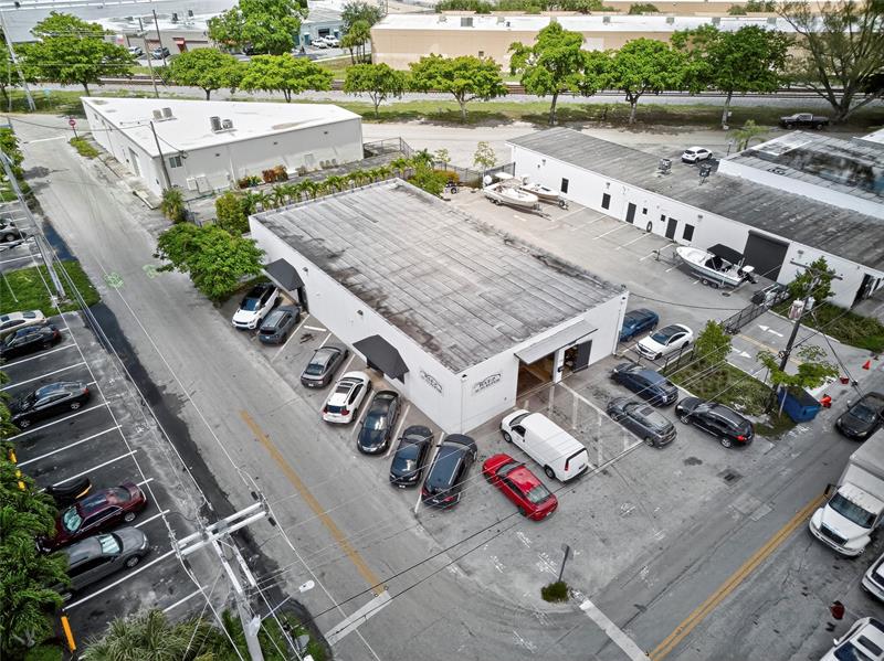 Image 4 of 26 For 1101 8th Ave