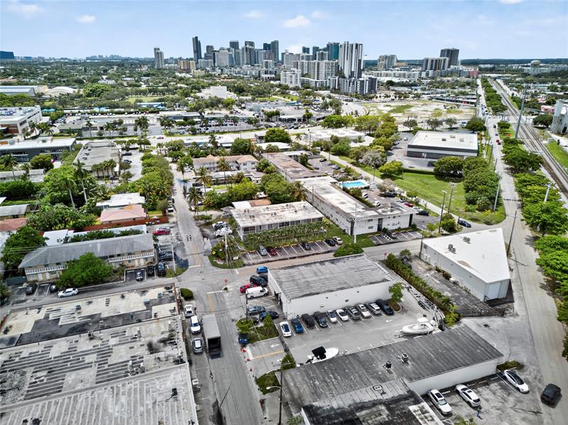 Image 6 of 26 For 1101 8th Ave