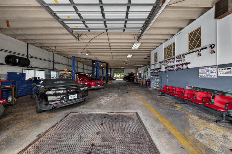 Image 7 of 26 For 1101 8th Ave