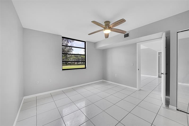 Image 23 of 28 For 1713 Whitehall Dr  103