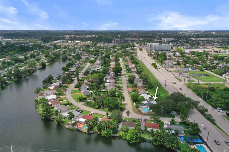 Image 17 of 64 For 4101 48th Ct