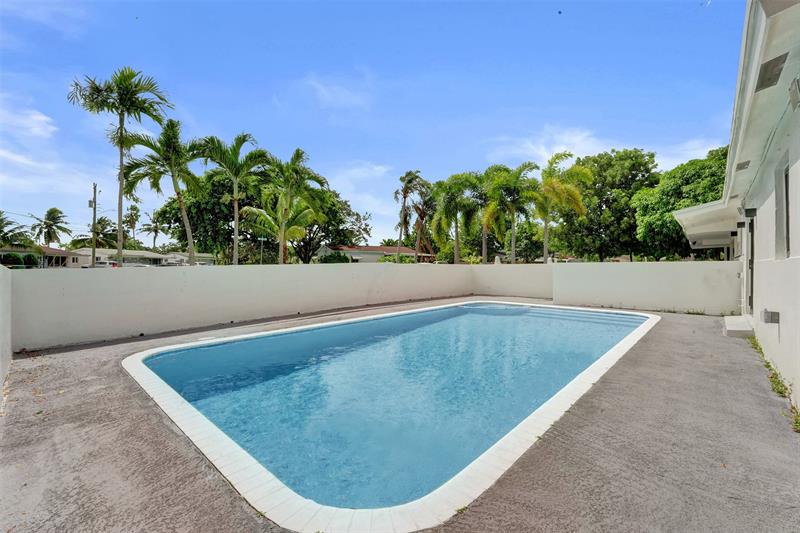 Image 23 of 64 For 4101 48th Ct