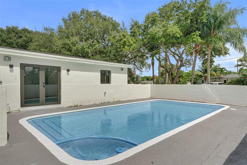 Image 27 of 64 For 4101 48th Ct