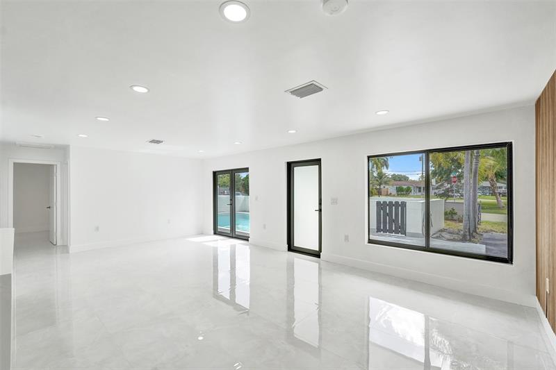 Image 36 of 64 For 4101 48th Ct