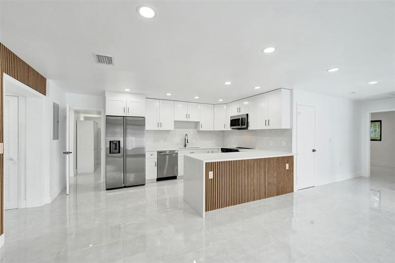 Image 39 of 64 For 4101 48th Ct