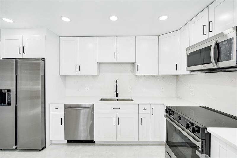 Image 46 of 64 For 4101 48th Ct