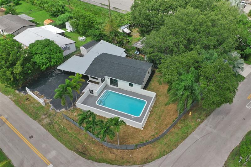 Image 5 of 64 For 4101 48th Ct