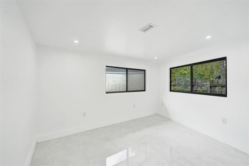 Image 52 of 64 For 4101 48th Ct