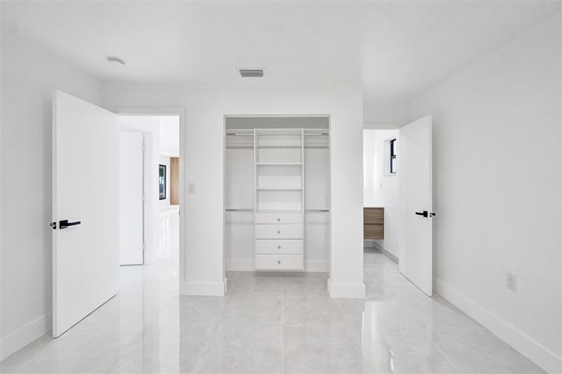 Image 61 of 64 For 4101 48th Ct