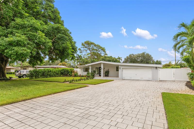 Image 5 of 57 For 1080 Country Club Cir