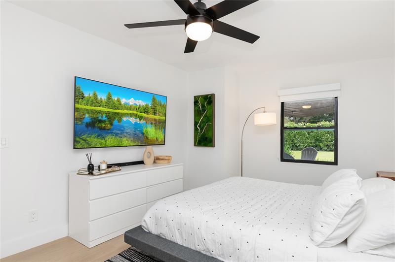 Image 54 of 57 For 1080 Country Club Cir