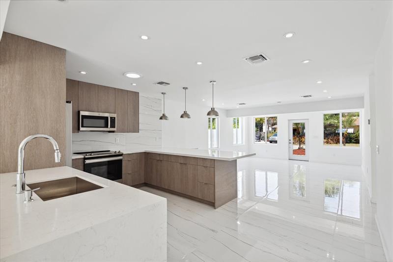 Details for 2201-1 9th Ave  1, Wilton Manors, FL 33305
