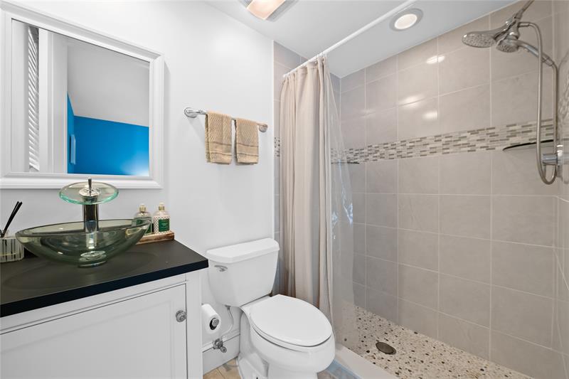 Image 14 of 26 For 437 Juno Dunes Way