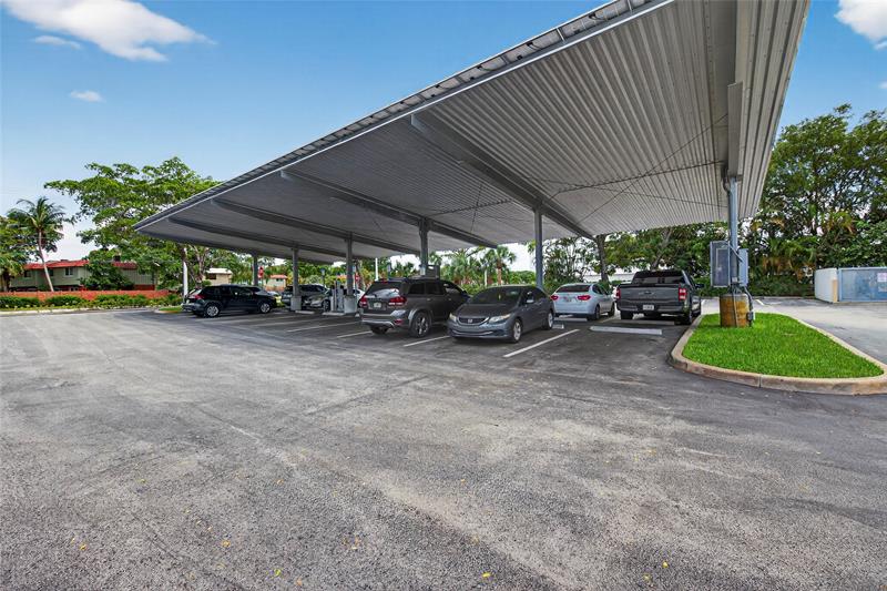 Image 6 of 26 For 2101 Andrews Ave