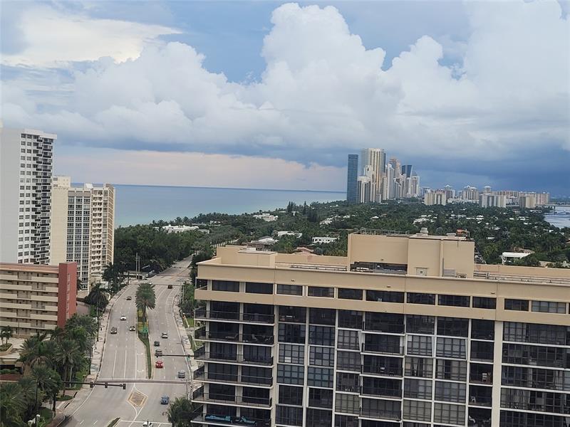 Image 5 of 14 For 1985 Ocean Dr  19j