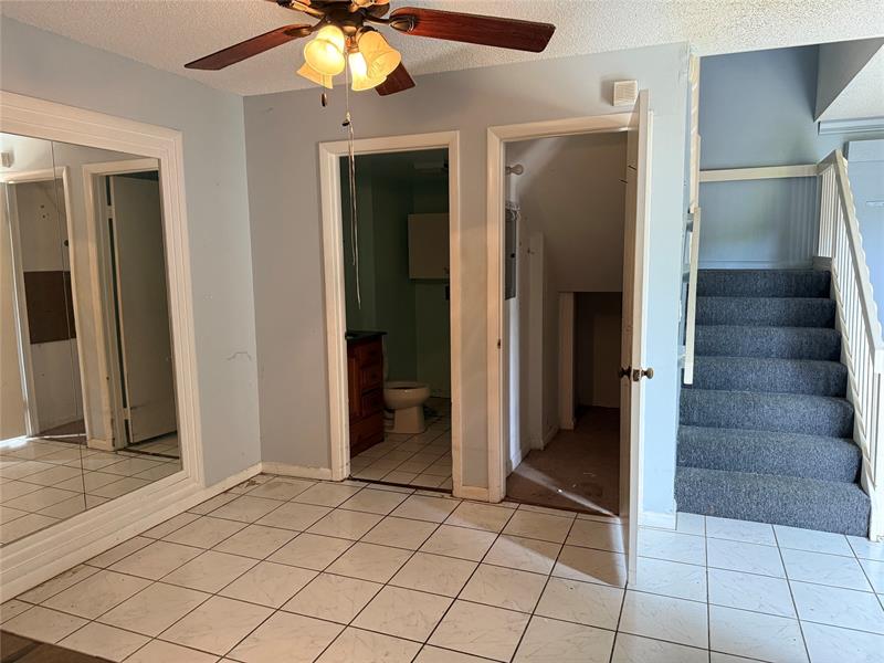 Image 6 of 15 For 2962 Waterford Dr  2962