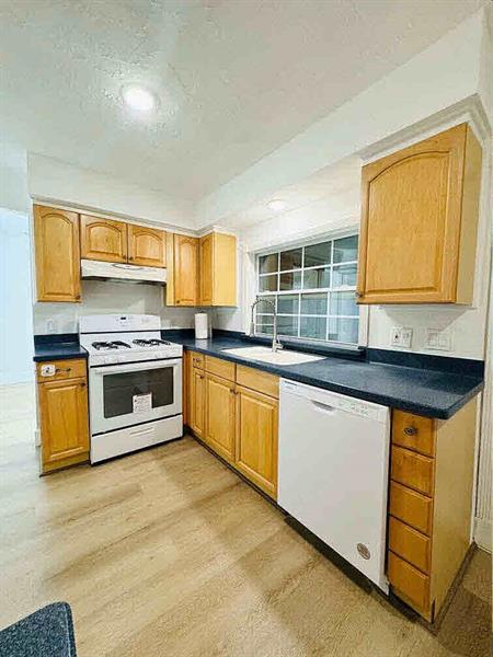 Image 10 of 17 For 9171 26th St