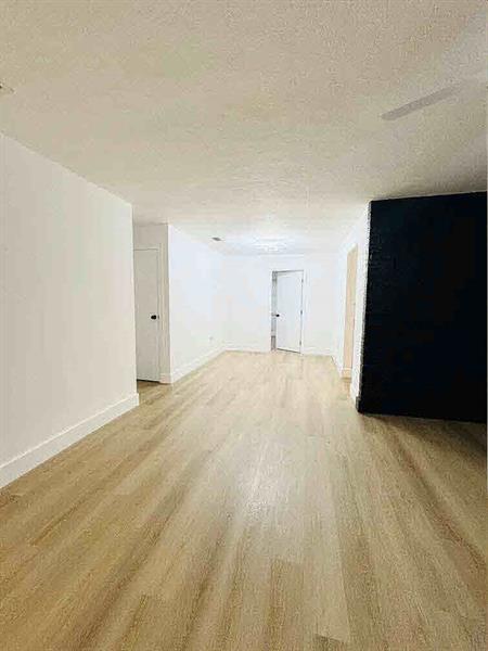 Image 6 of 17 For 9171 26th St