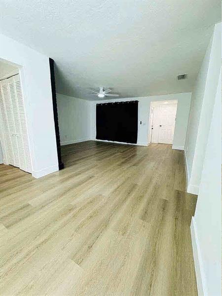 Image 9 of 17 For 9171 26th St