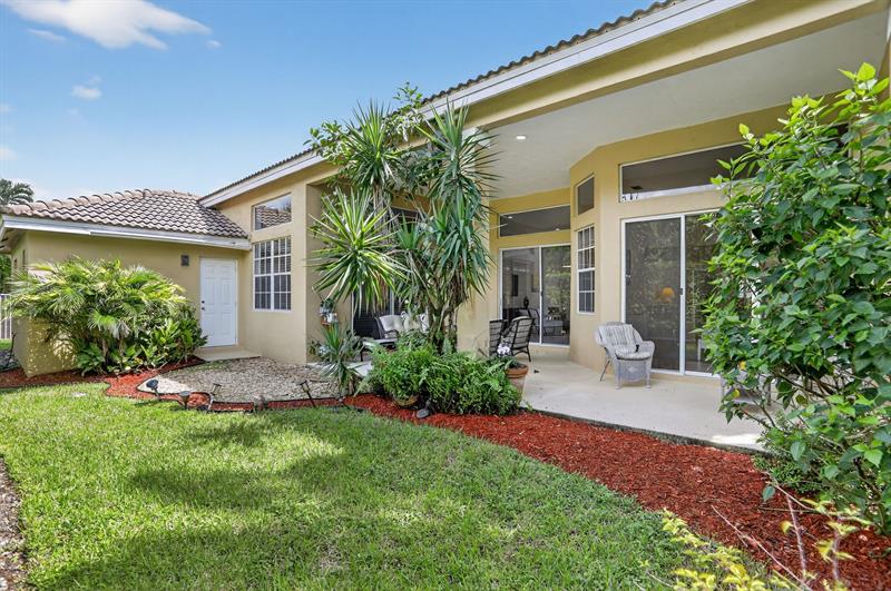 Image 11 of 91 For 2807 Oakbrook Ln