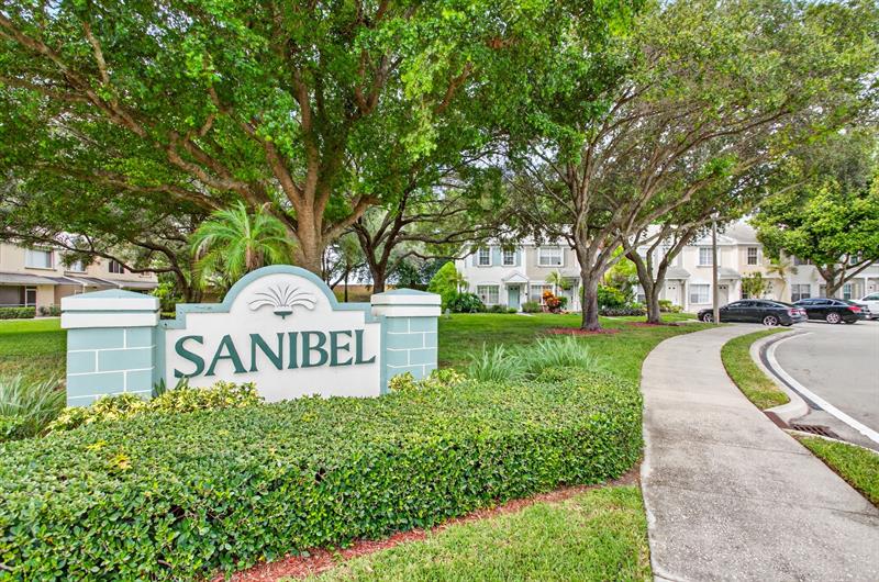 Details for 7711 Sanibel Dr, Tamarac, FL 33321
