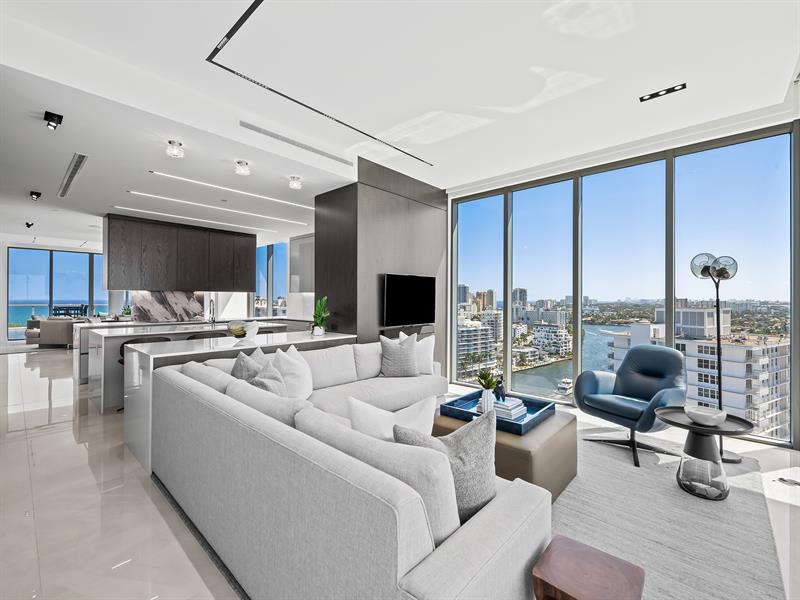 Image 21 of 91 For 920 Intracoastal Drive  Ph1